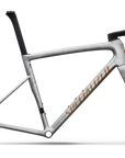 "Color: Gloss Silver Dust / Shadow Silver Dry Impasto / Photon Orange Tint Over Silver Dust","Size: 44"