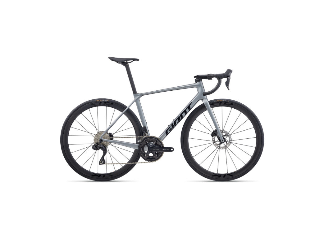 2026 Giant TCR Advanced Pro 1 (Di2) Tech Silver