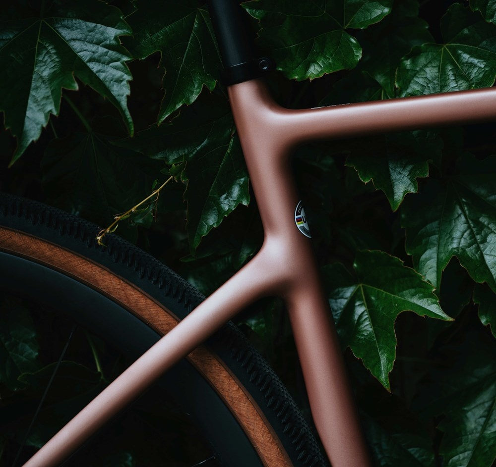 2023 Cervelo Aspero 5 Force XPLR eTap AXS D2 Rose Champagne