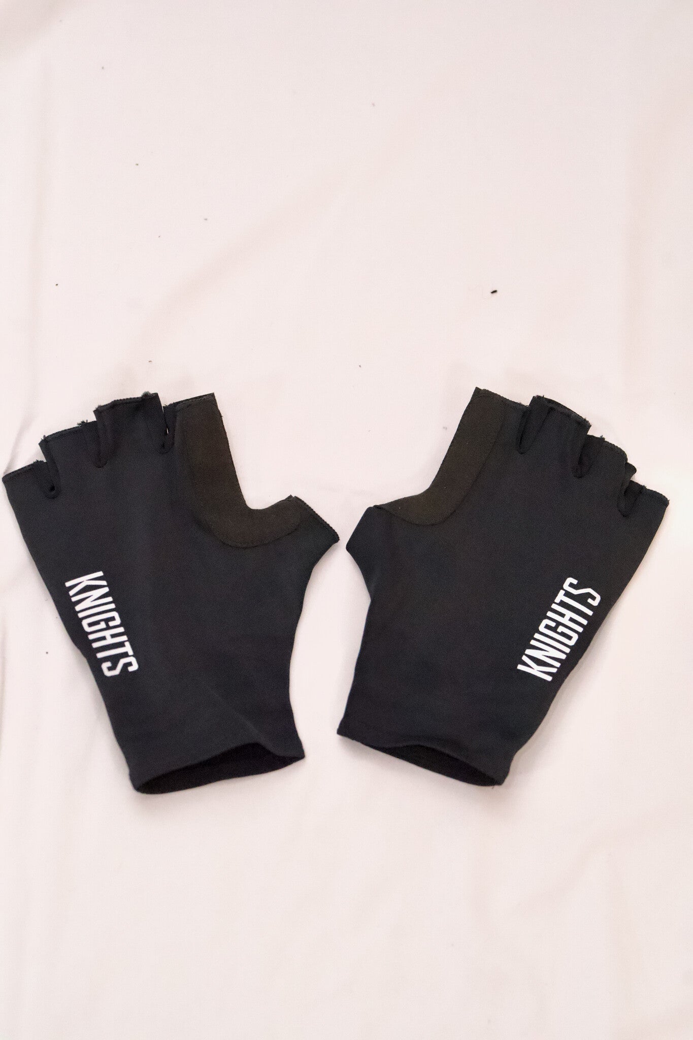 Knights Pro Short Finger Gloves